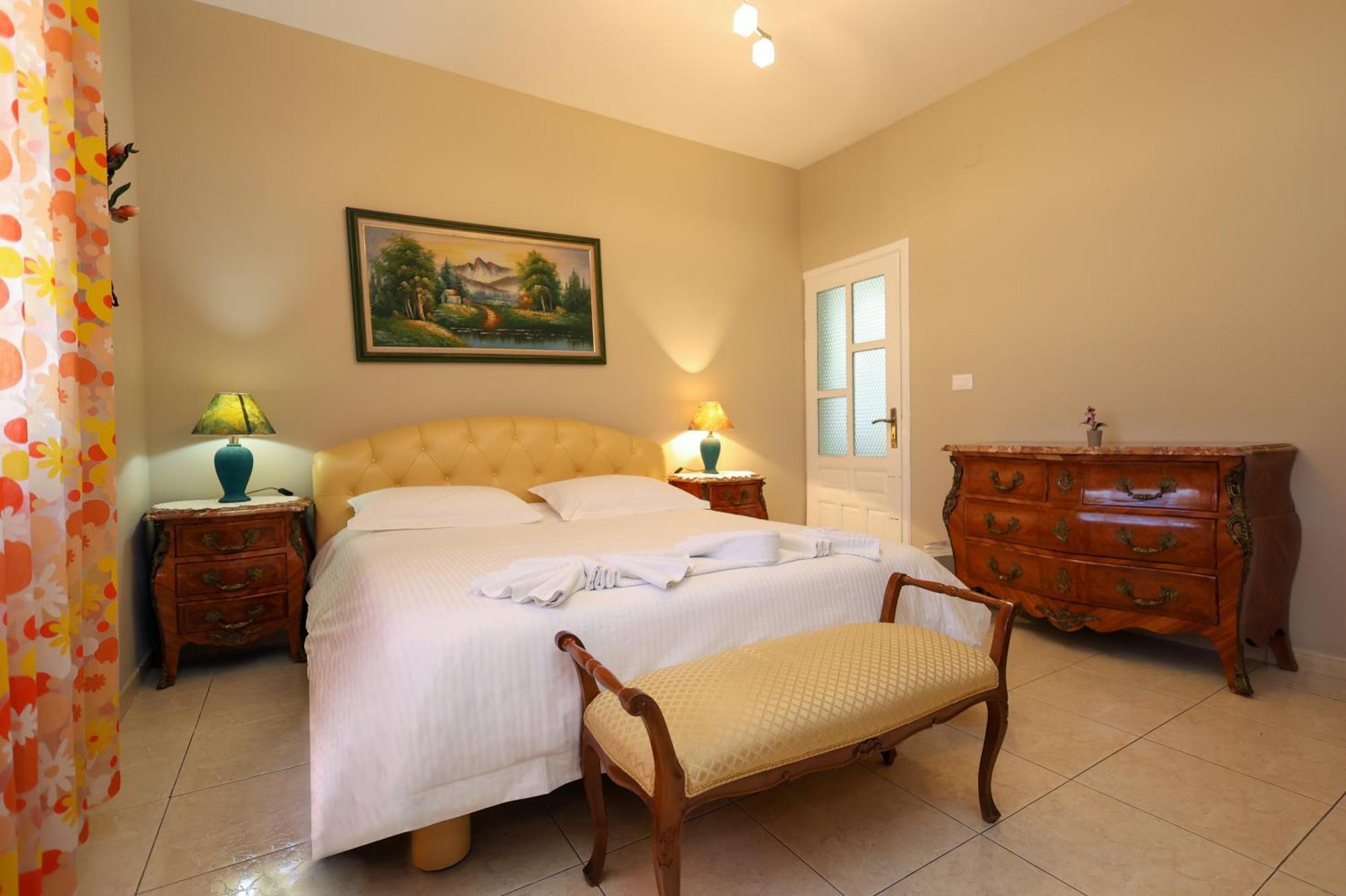 Apartaments Mimani 2 Berati Quarto foto