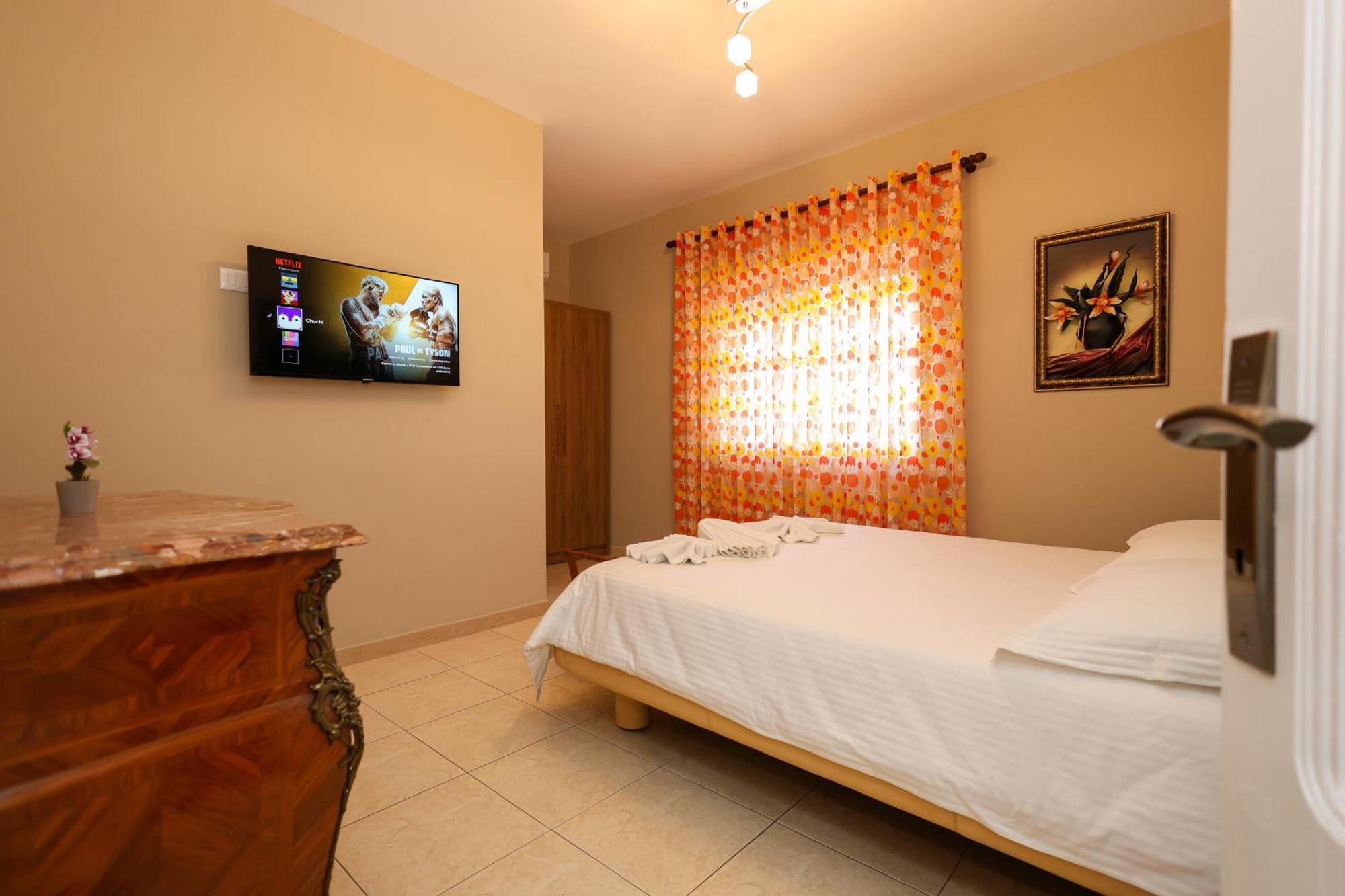 Apartaments Mimani 2 Berati Quarto foto